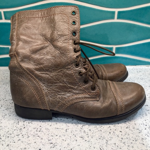 Steve Madden Shoes - STEVE MADDEN | Troopa Combat Boots | Stone Leather